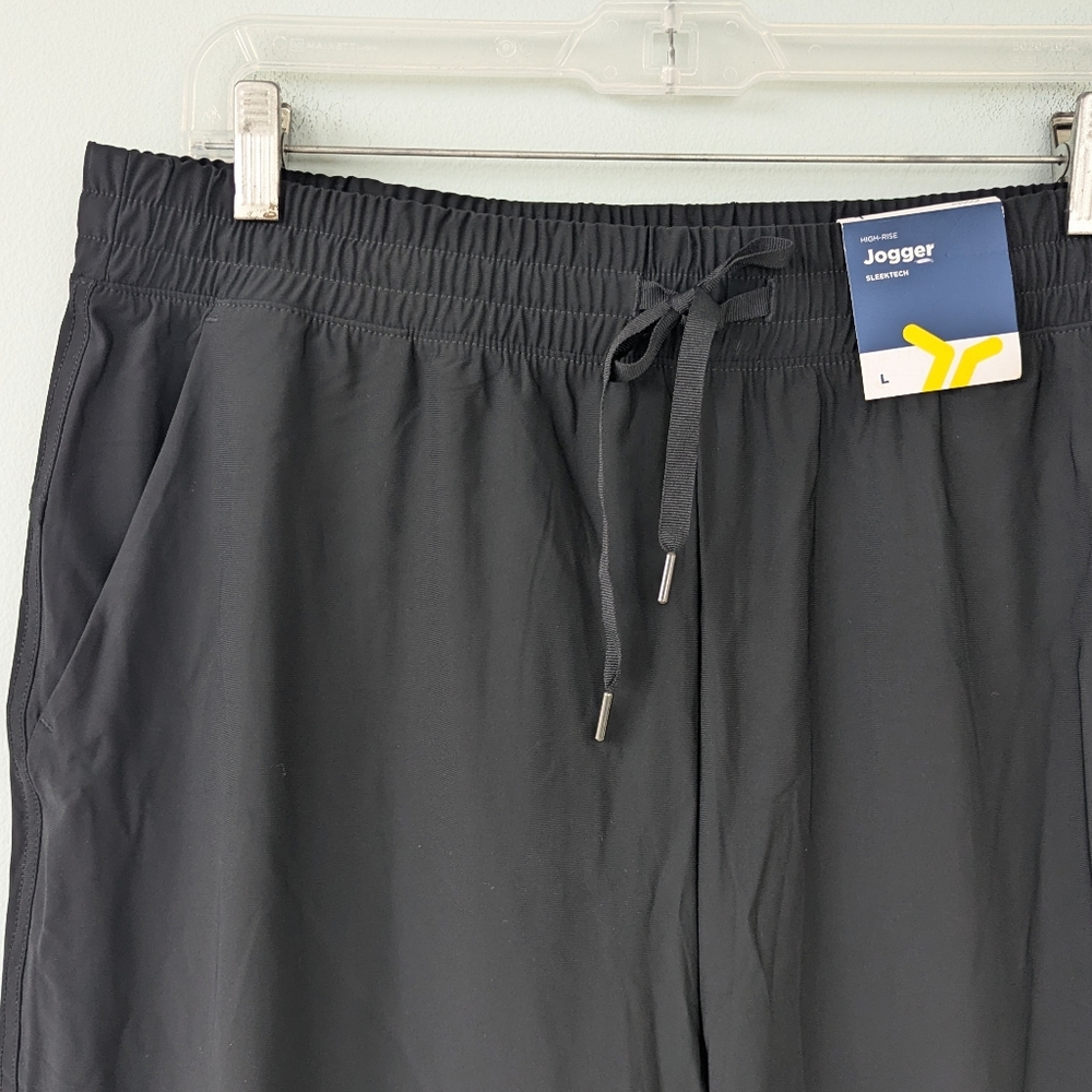 NWT Old Navy Women's Sleek Tech Black High  Rise Athletic Jogger Pants - Picture 6 of 11